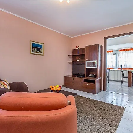 Holiday home Holiday Majoli *