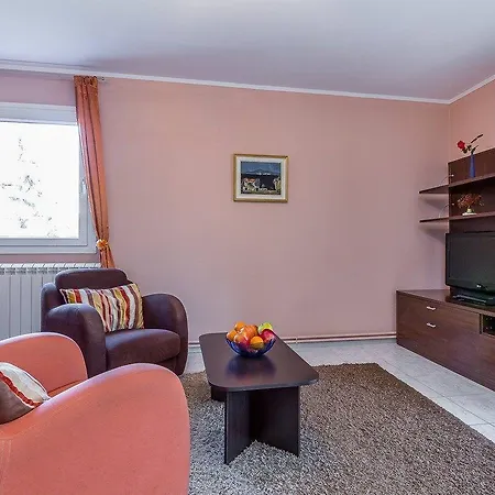 Holiday Majoli Holiday home *