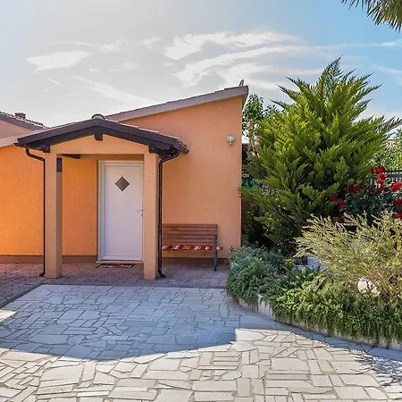 Holiday home Holiday Majoli Pula