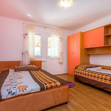 Holiday home Holiday Majoli *